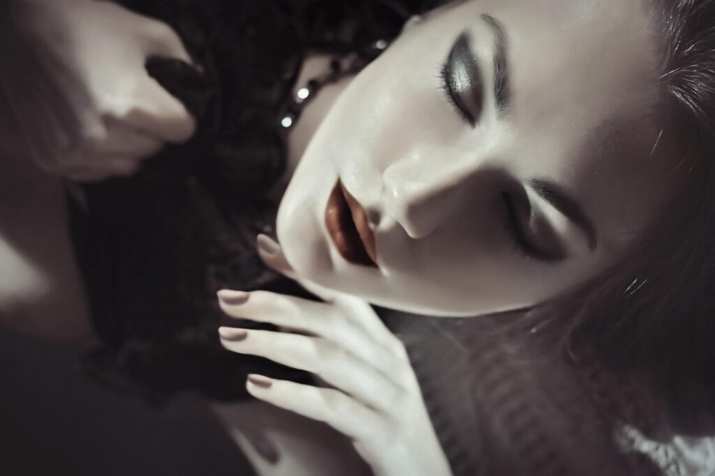 脱毛後に顔オイルは使うべきか？